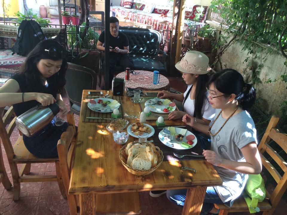 Uerguep Inn Cave Hotel Bagian luar foto