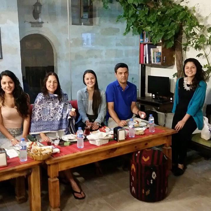 Uerguep Inn Cave Hotel Bagian luar foto